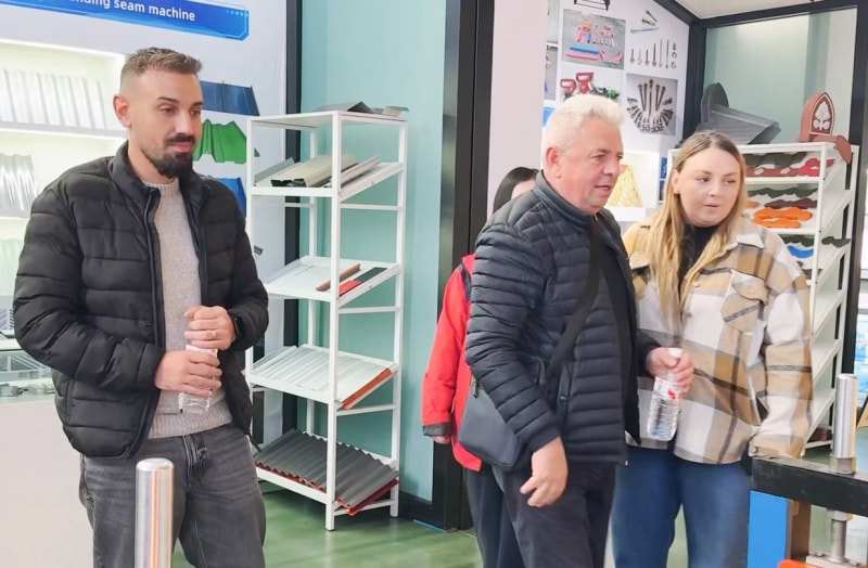 1762846706116623.jpg 中拓冷弯全球集采盛启_20251103133300.mp4_20251103_134606.864.jpg